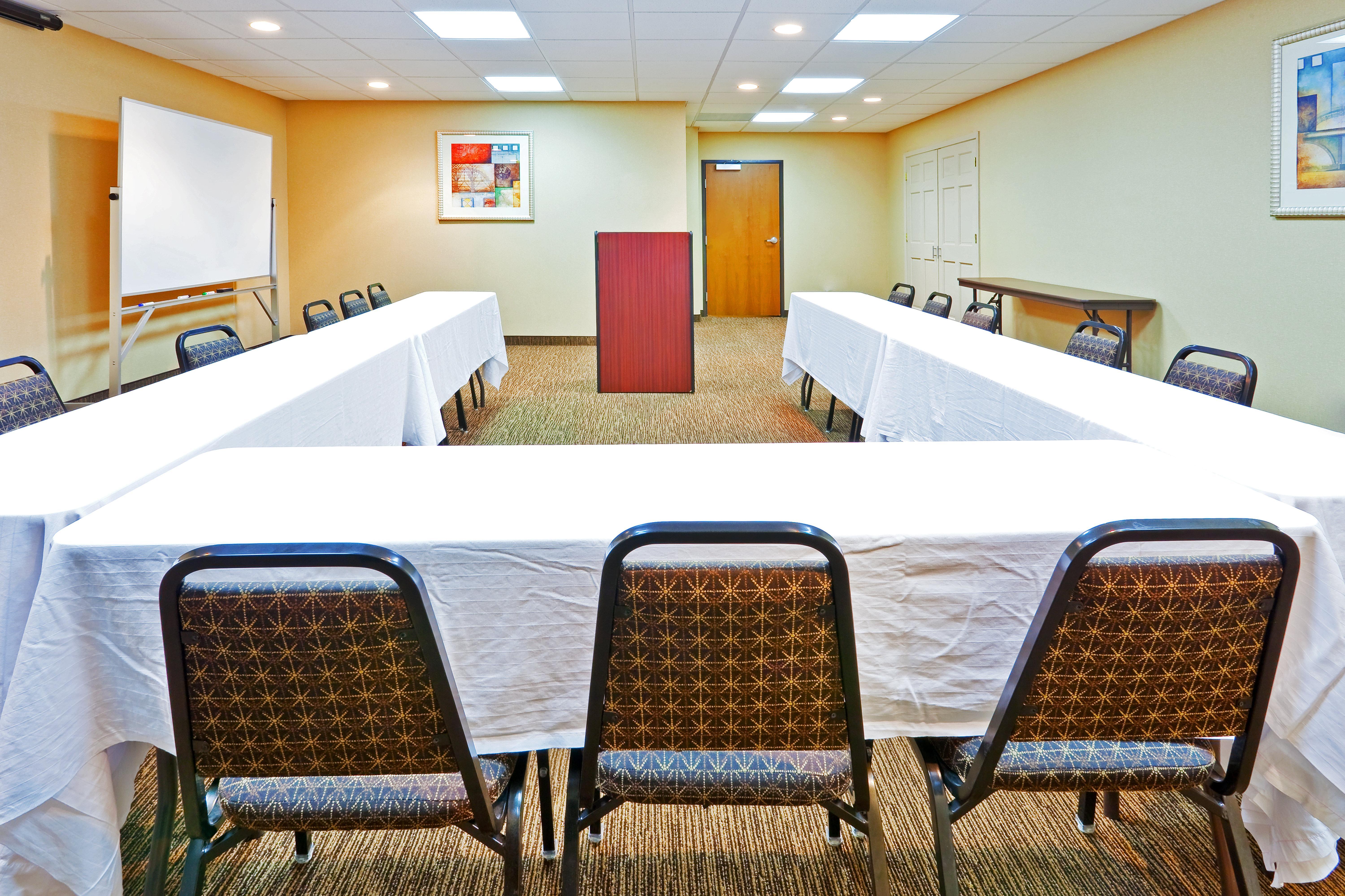 Holiday Inn Express Hotel & Suites-Magee, An Ihg Hotel Eksteriør billede